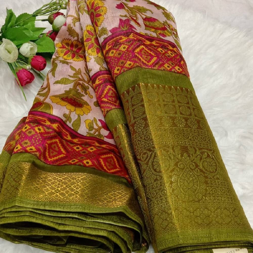 Kalamkari Printed Saree with Gold Zari Border_Powder Pink