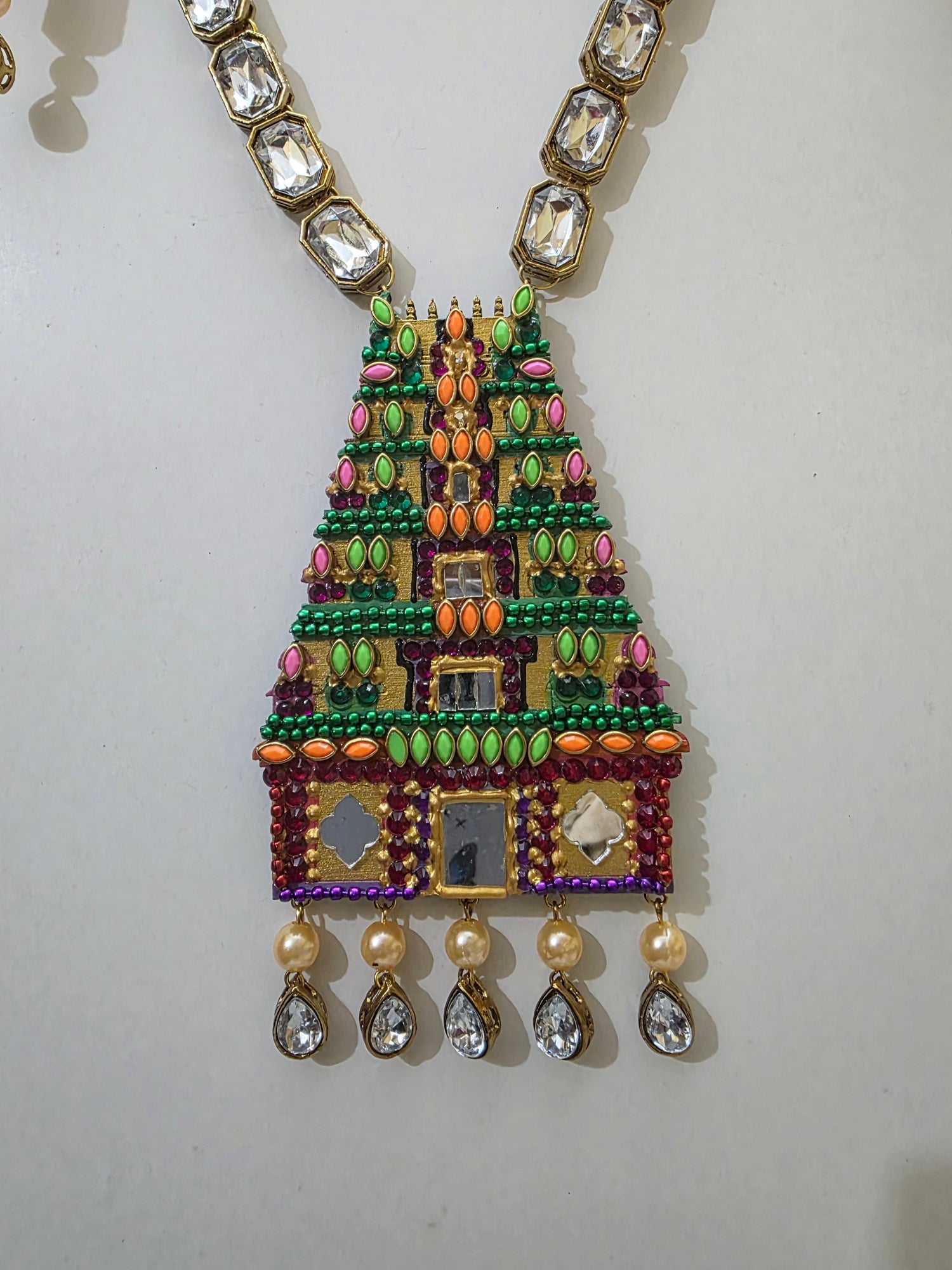 Temple Gopuram wooden N kundan fusion jewellery set