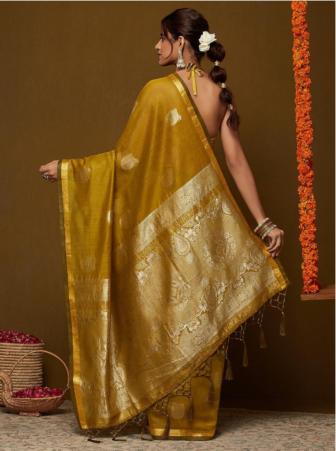Bengal Handloom Tant Silk Saree with Woven Zari Motifs | Blouse Piece Included