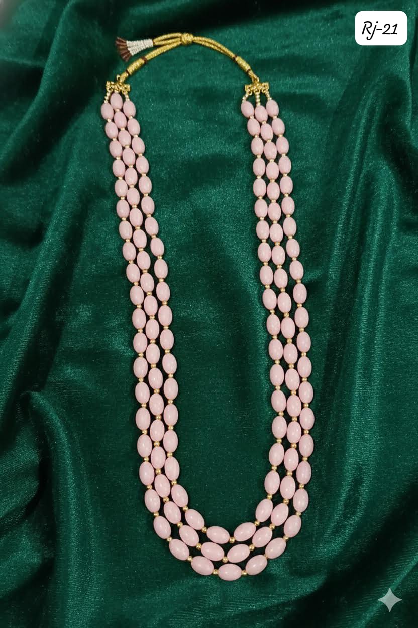 Layered necklace