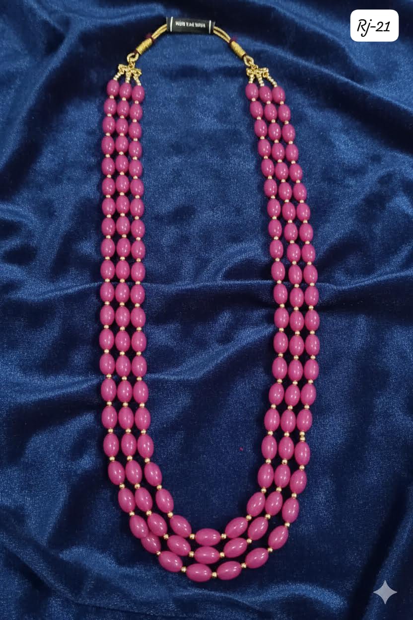 Layered necklace