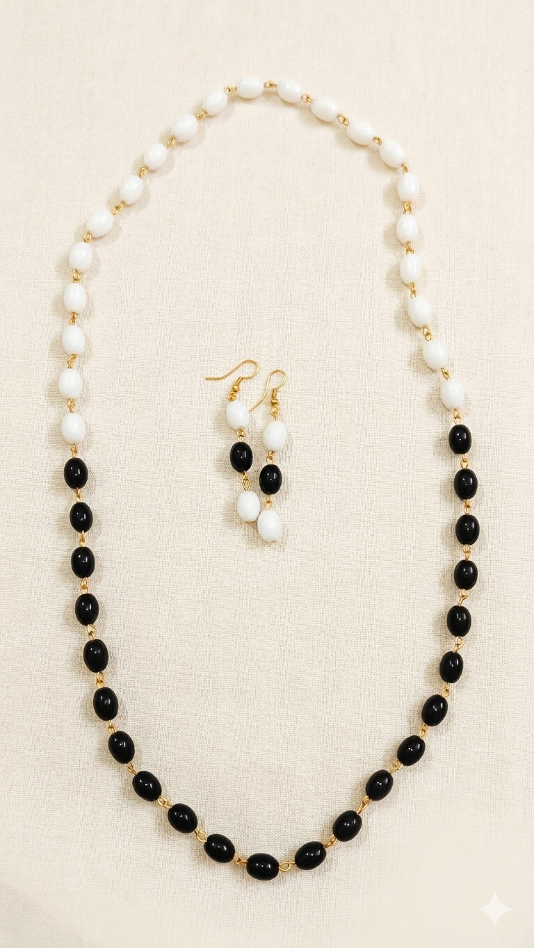 Black & white mala Set