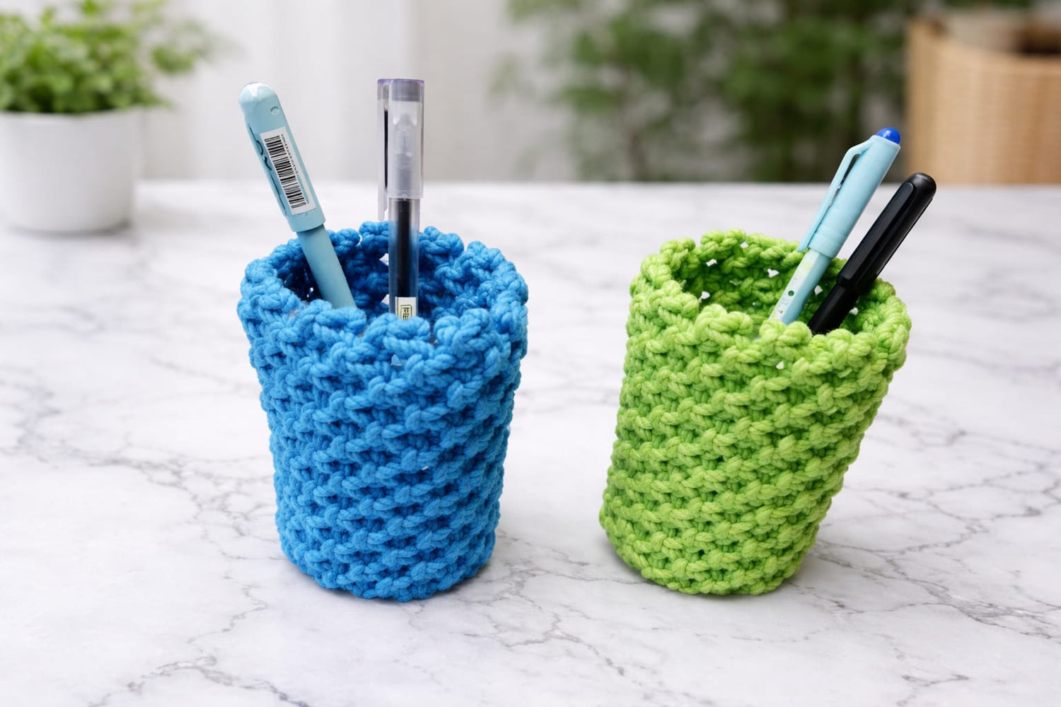 Macrame Pen Stand
