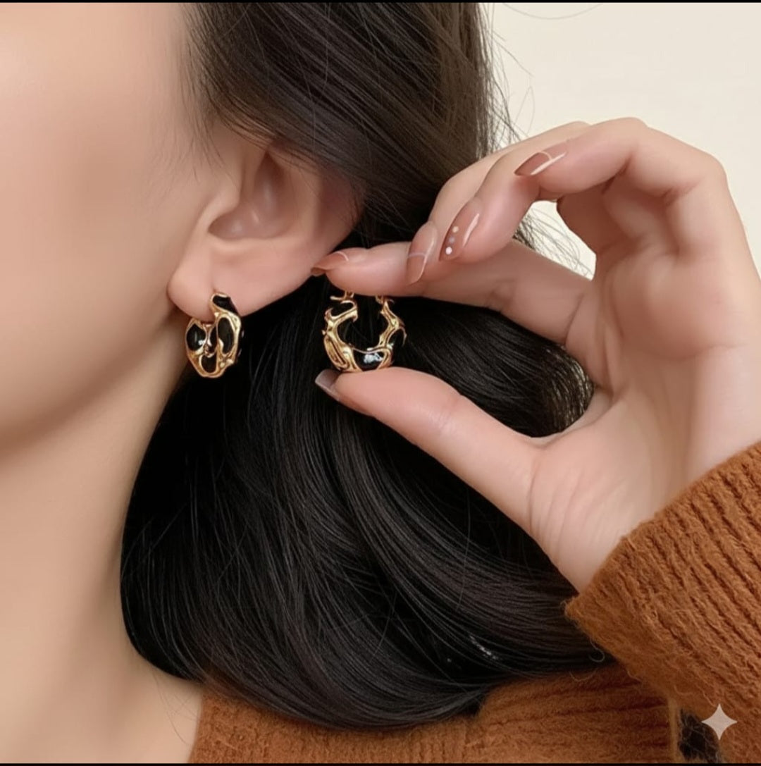 Black gold colour Hoops