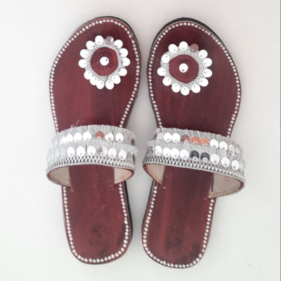 Hand crafted Kolhapuri footwear 4