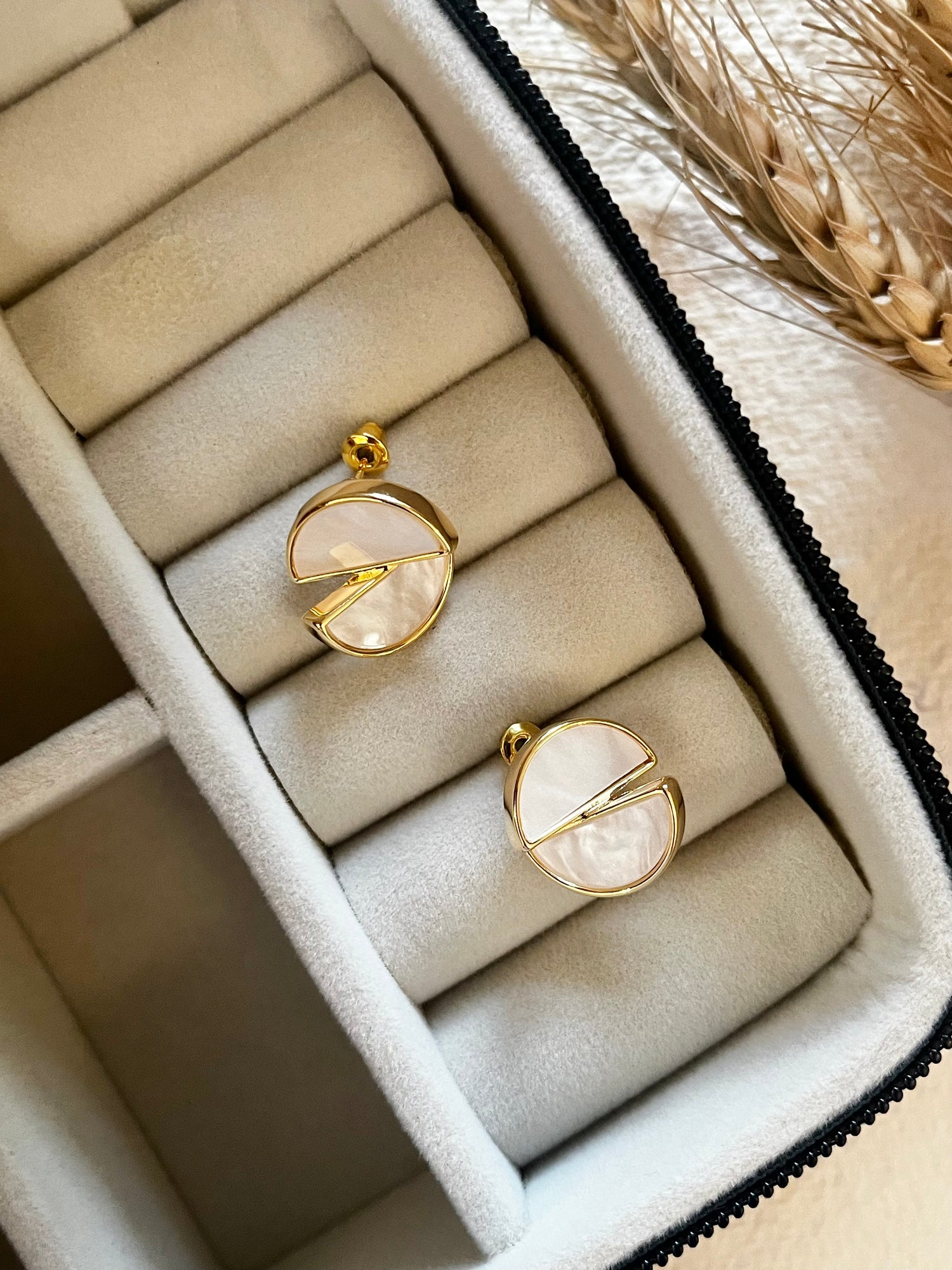 Small Double Layer Mother of Pearl Studs