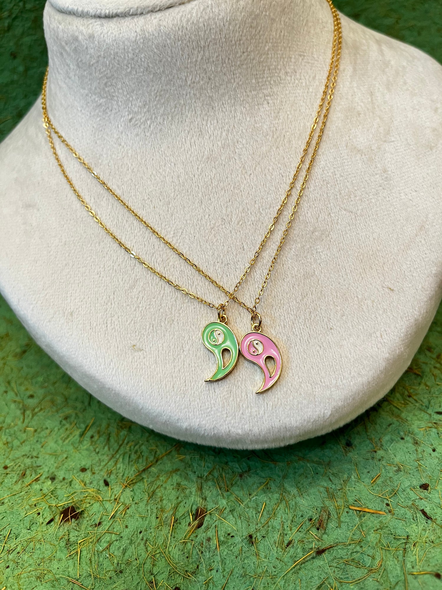 Yin Yang Necklaces (Pack of 2)