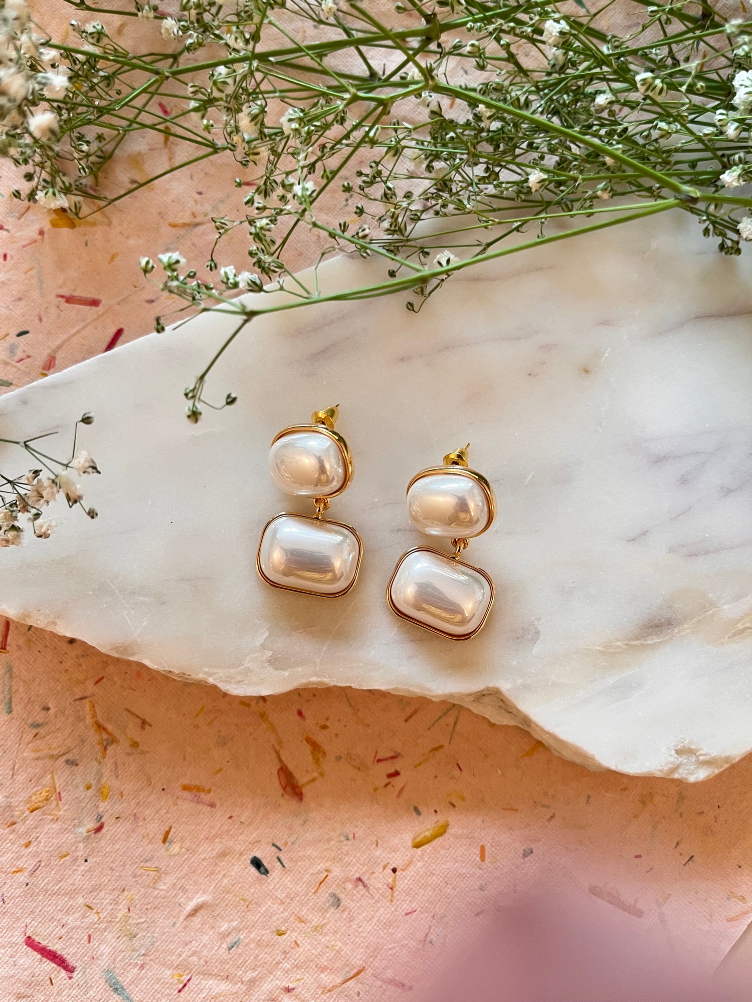 Double layer Pearl Earrings - White