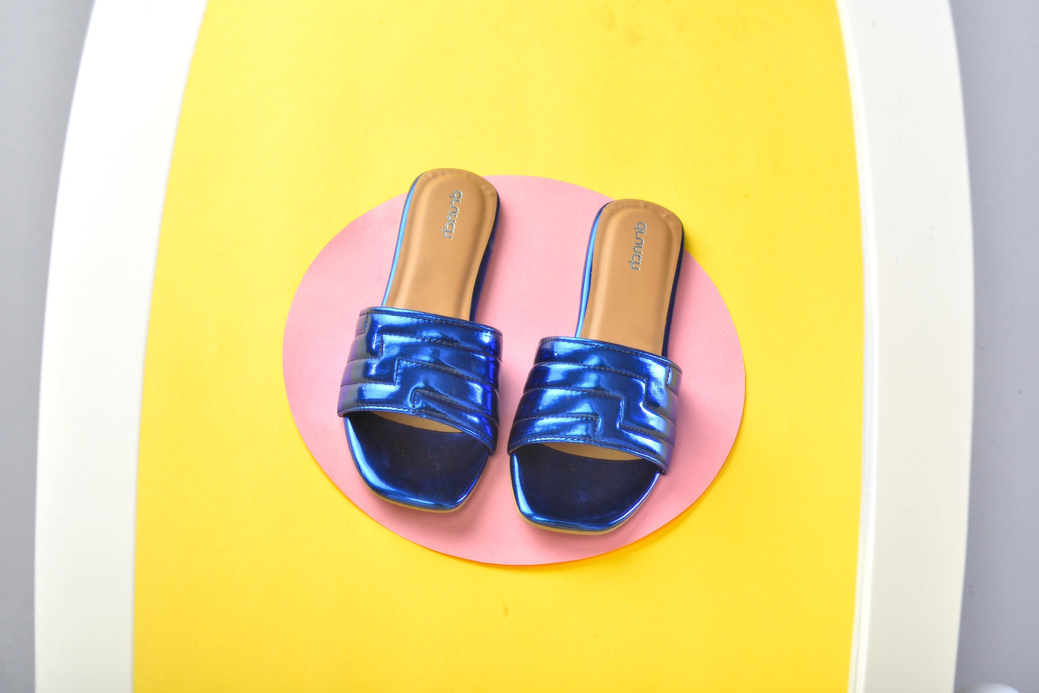 Cosmo Flats - Electric Blue