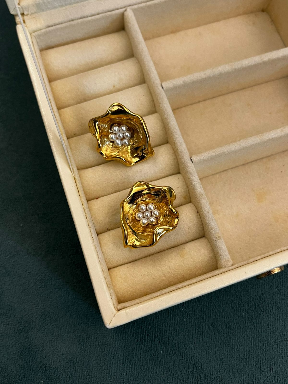 Floral Studs with Pearl