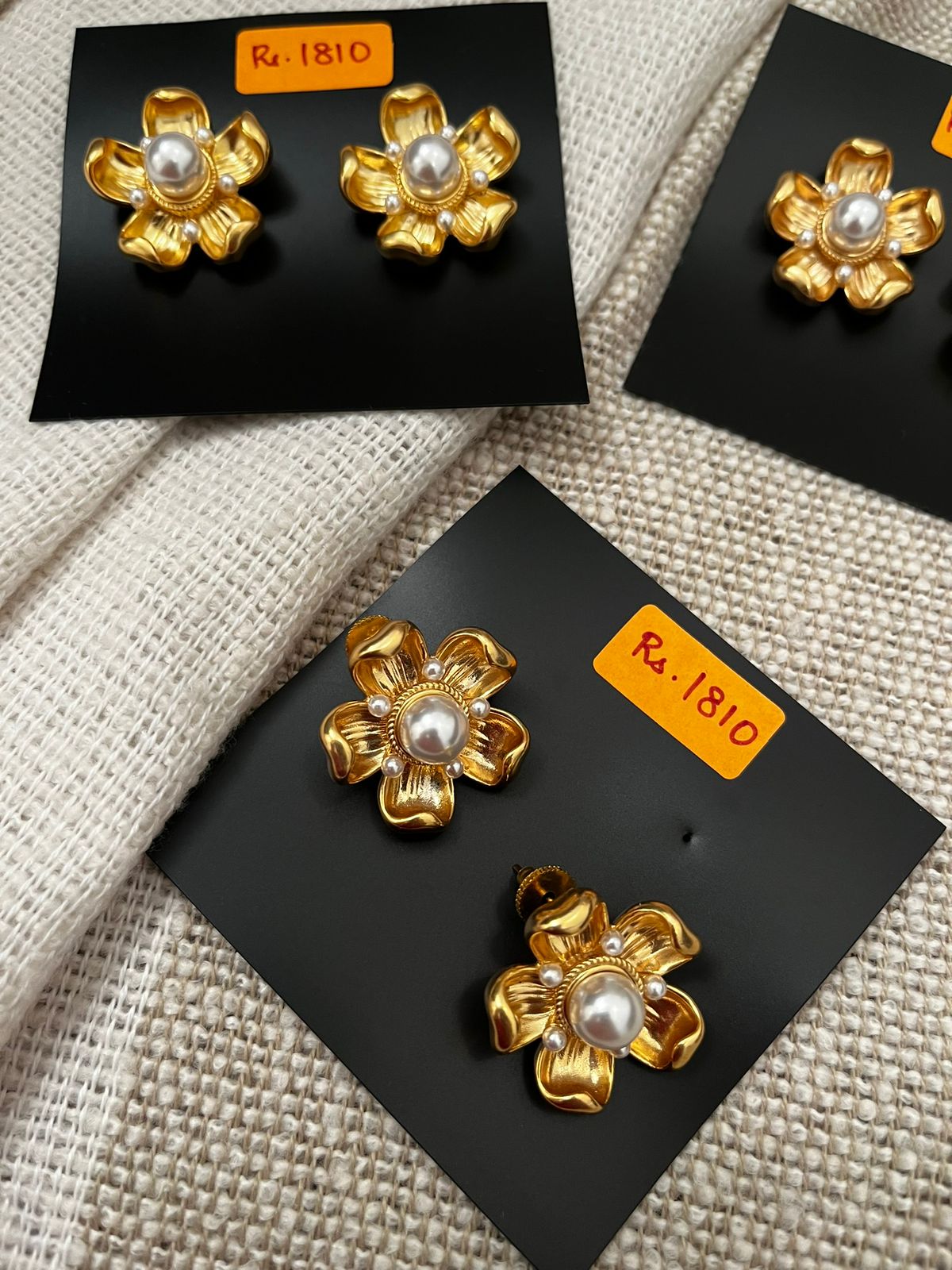 Floral Studs with Pearl