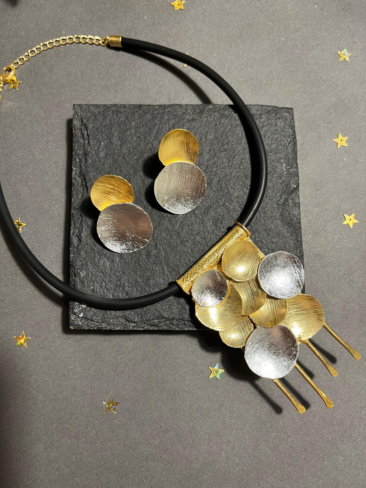 Dual Tone Necklace Set