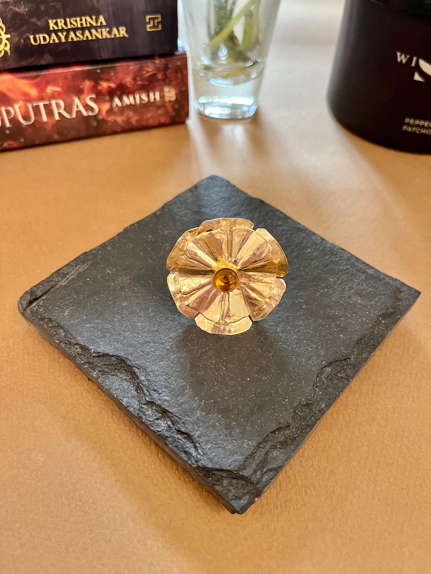 Brown Gold Floral Ring (Lightweight)