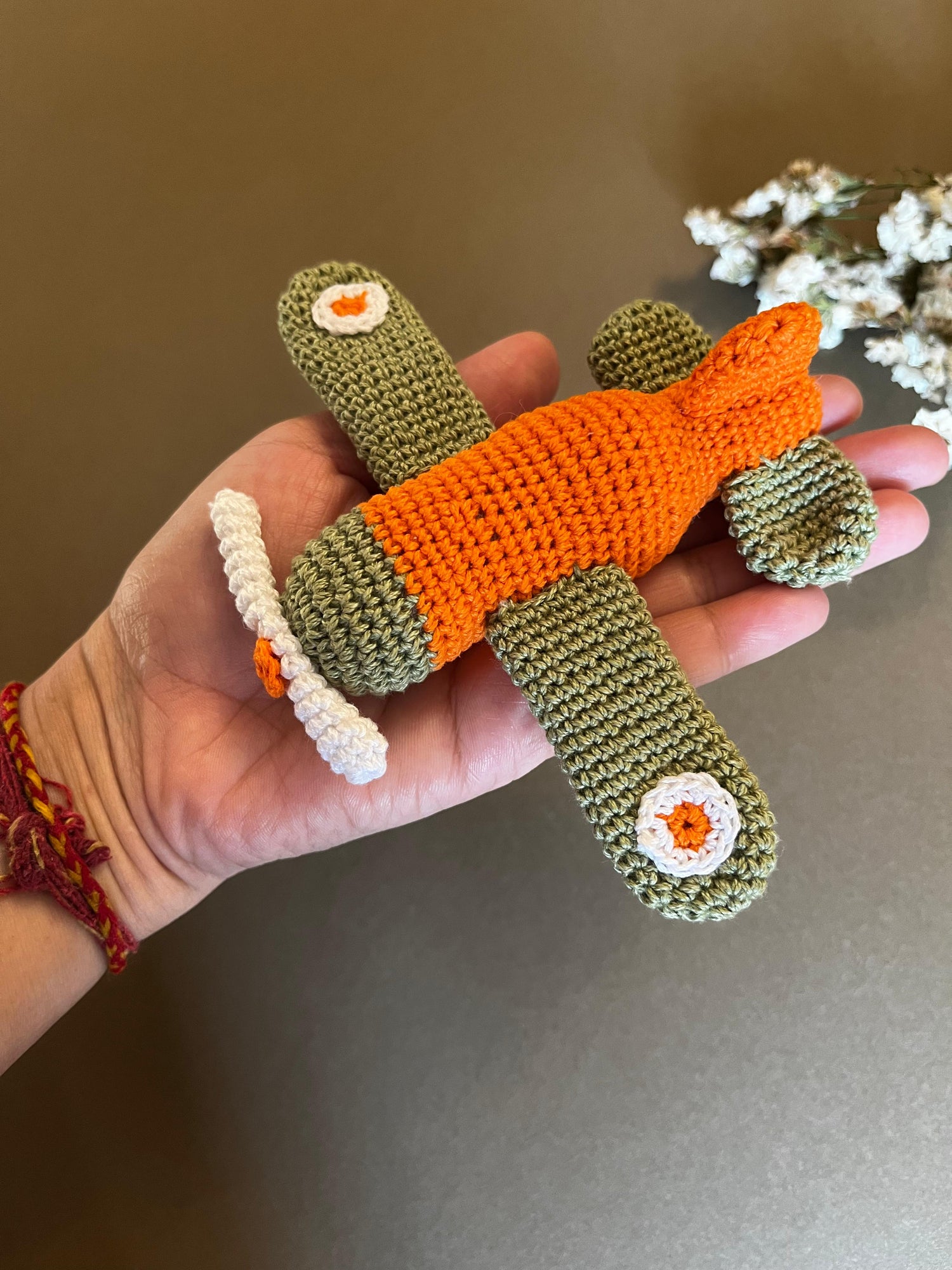 Airplane (Size:4.5") - Pre-book