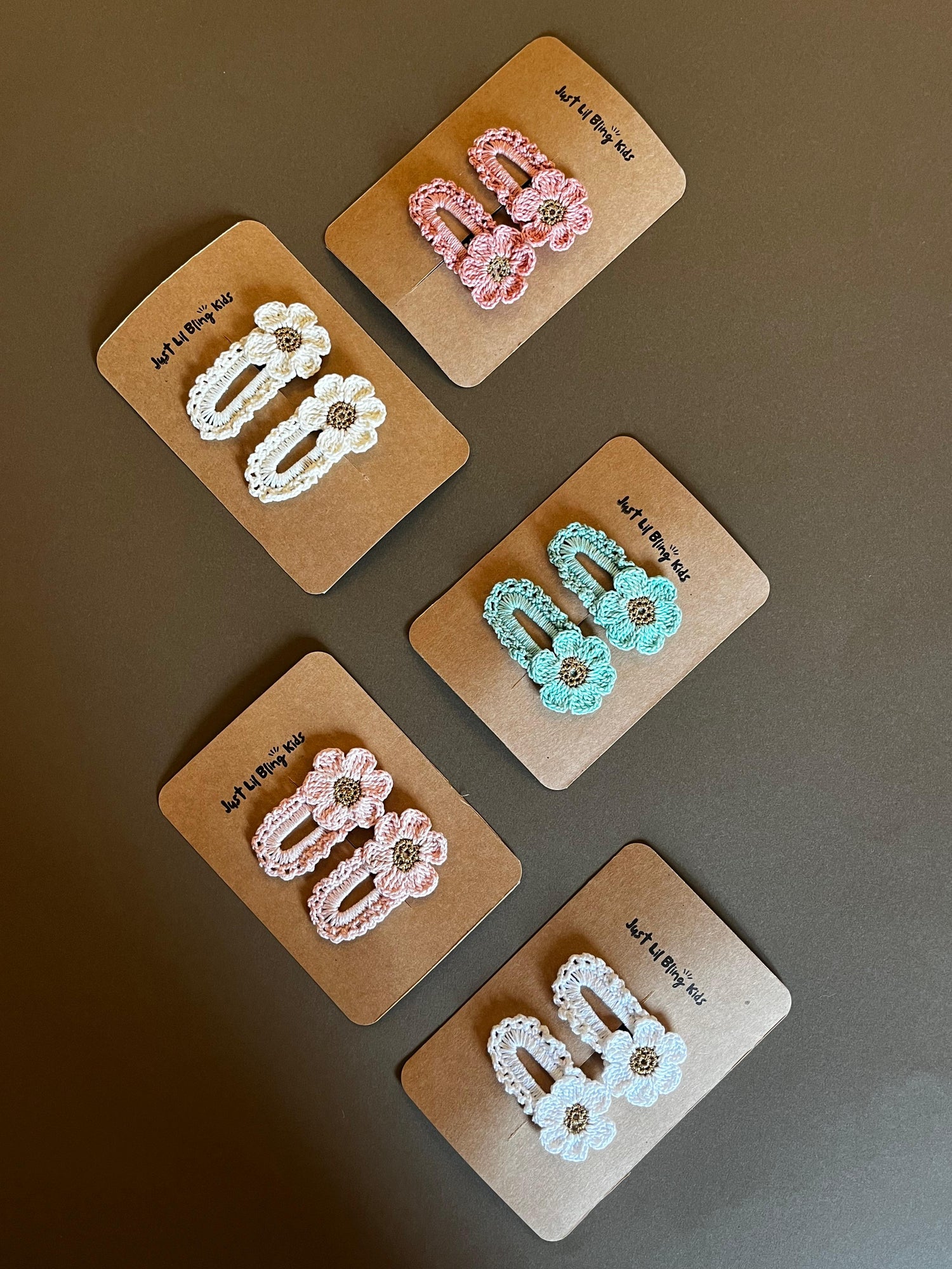 Floral Clips With Gold Detailing (Pair)