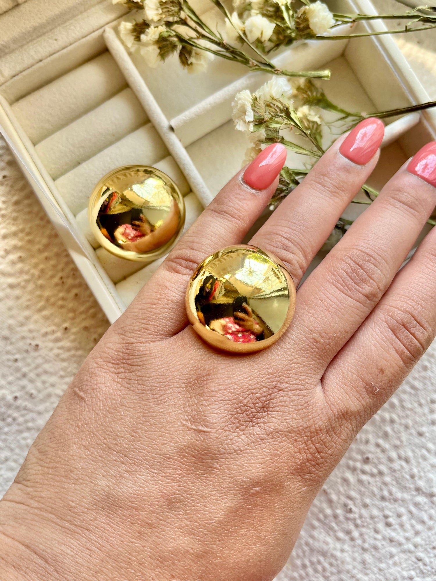 Chunky Round Gold Ring