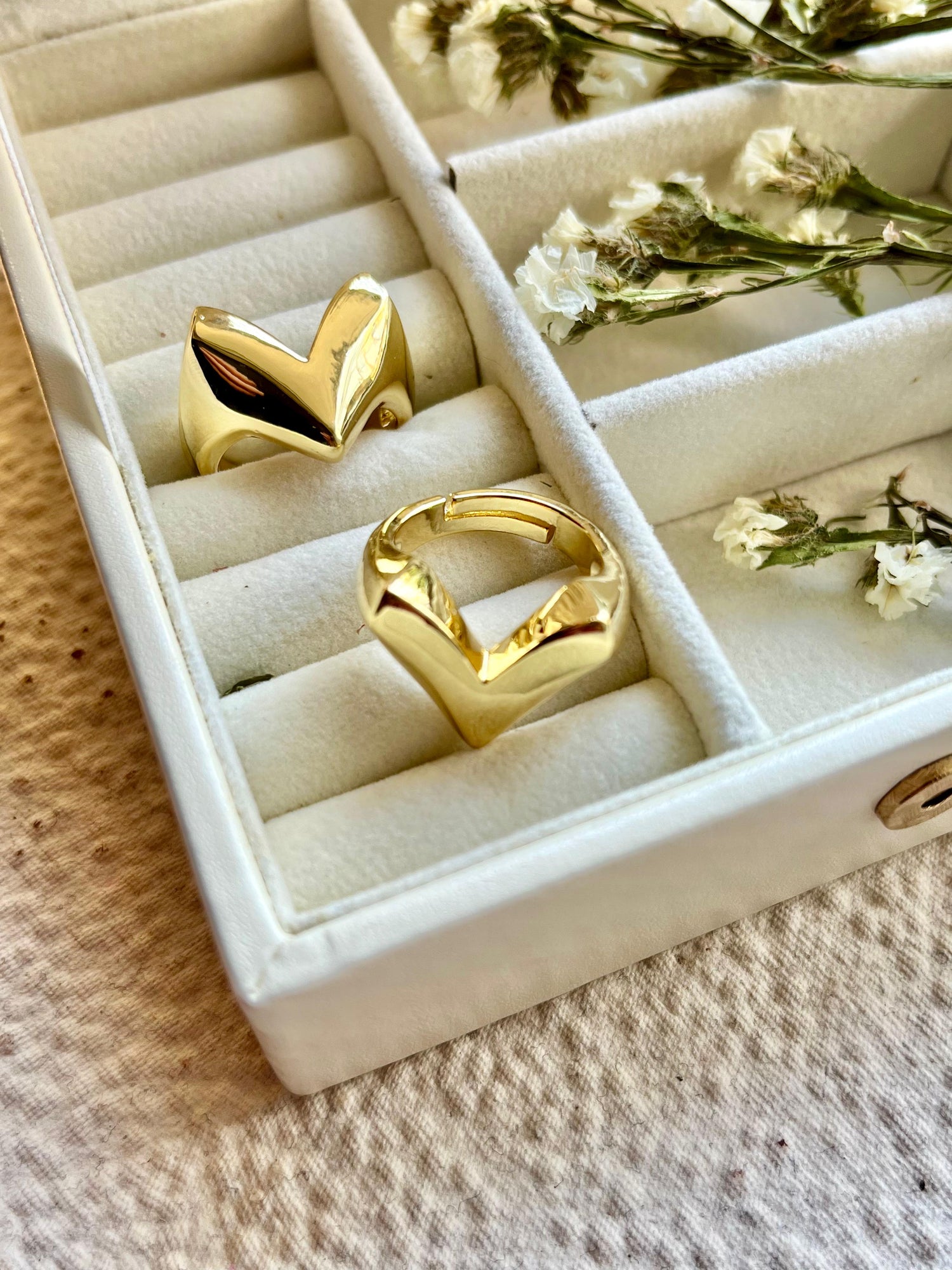 V-Shape Heart Ring