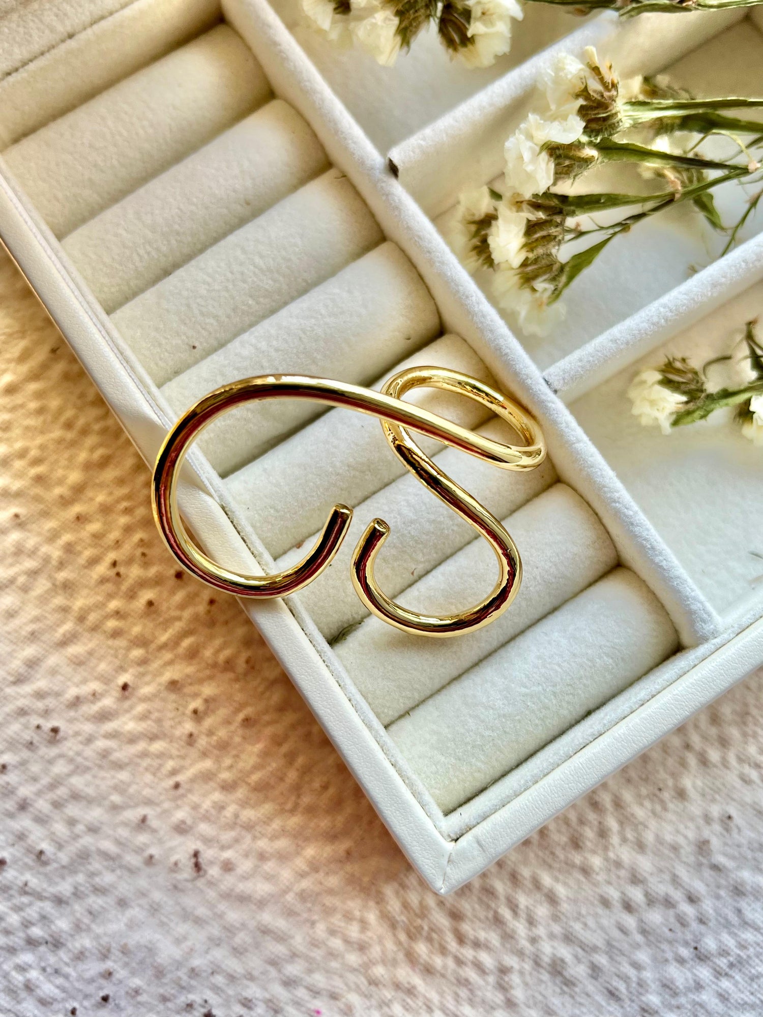Oversized Heart Ring