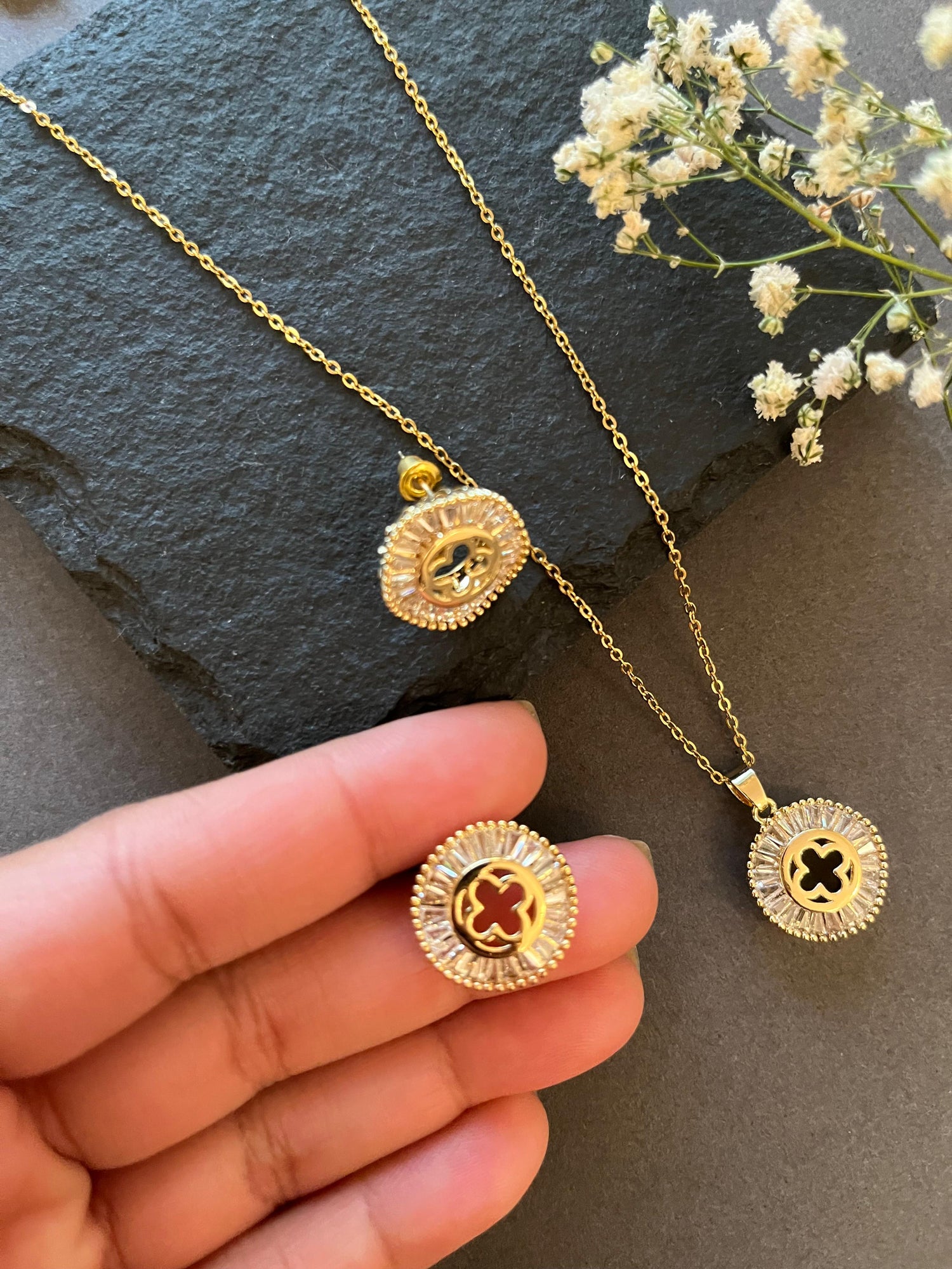 Gold Zircon Studded Necklace Set