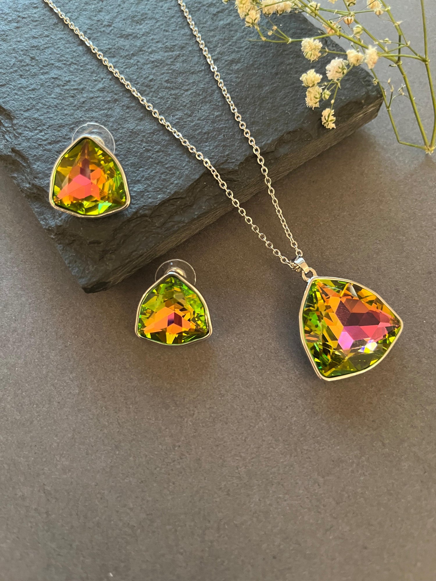 Multicolor Crystal Necklace Set