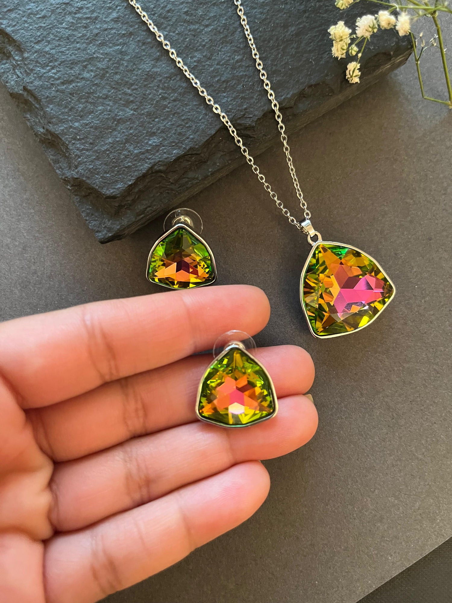 Multicolor Crystal Necklace Set