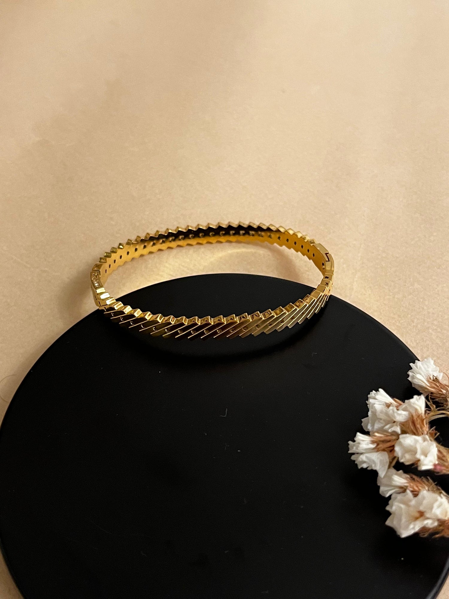 Thin Cutwork Bracelet