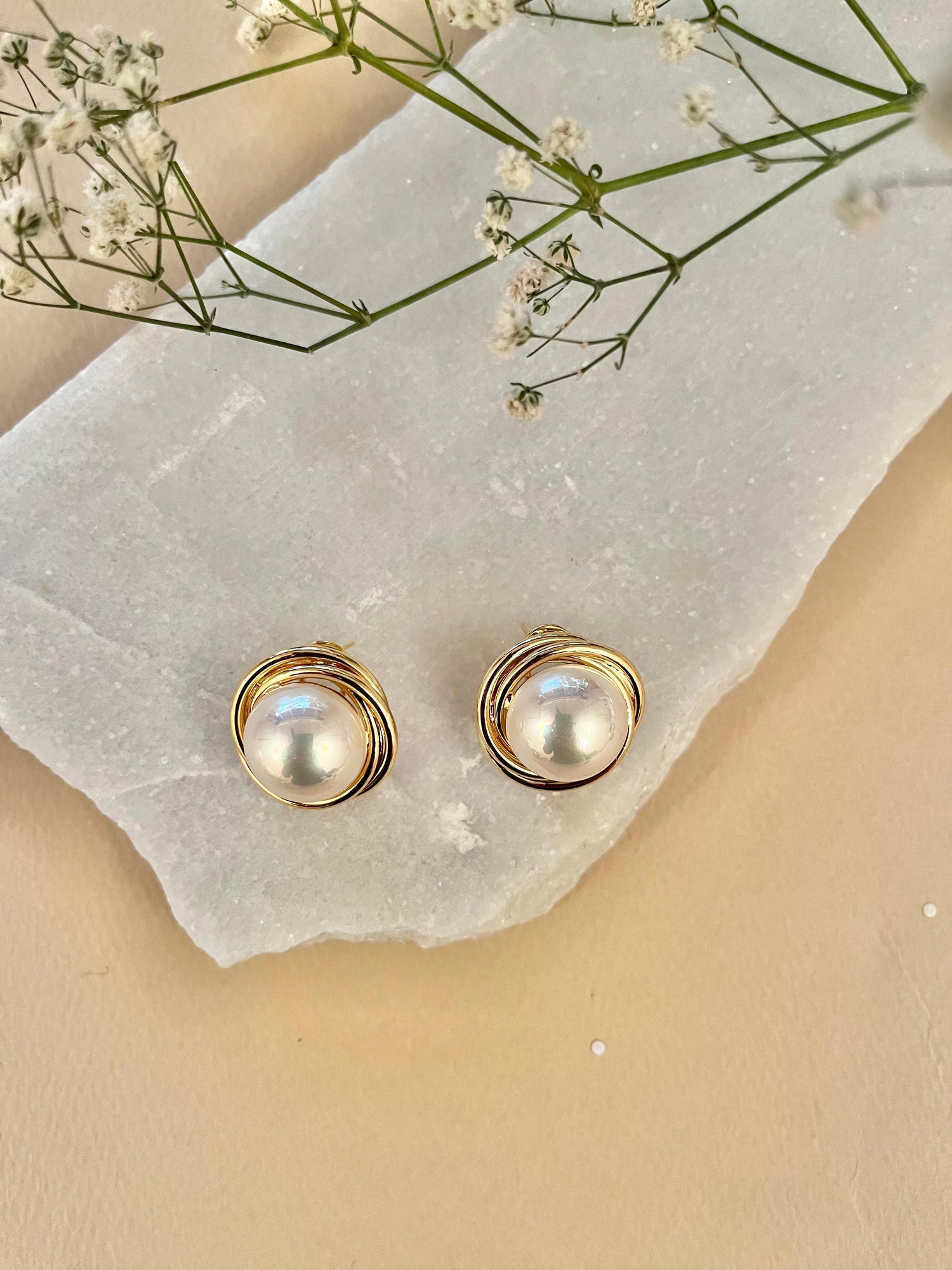 Pearl Studs