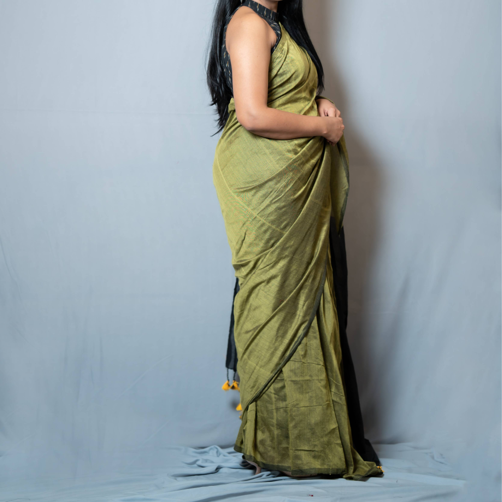 Aanchal - 1 minute Ready-to-wear Saree in green with black in Khadi