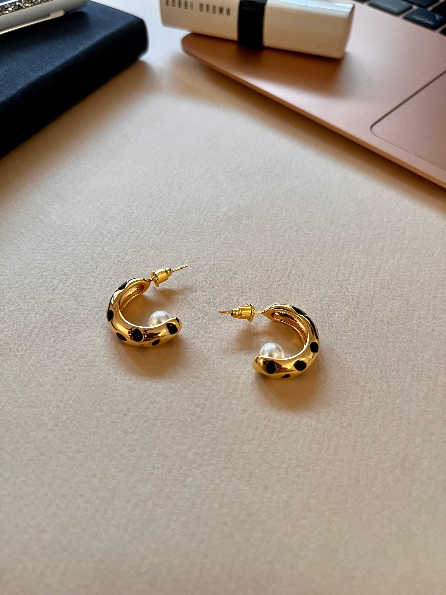 C-shape Gold with Black Earrings