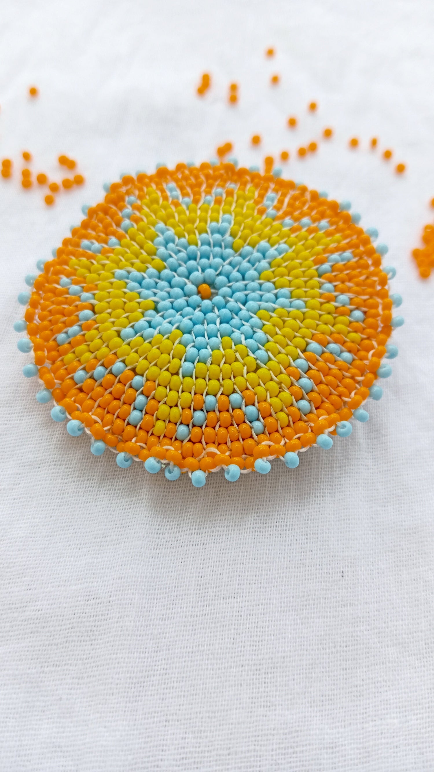 Beaded Barrette - Small and Round Seed Bead Hairclips - For everyday wear - In beautiful color combinations - light-weight
