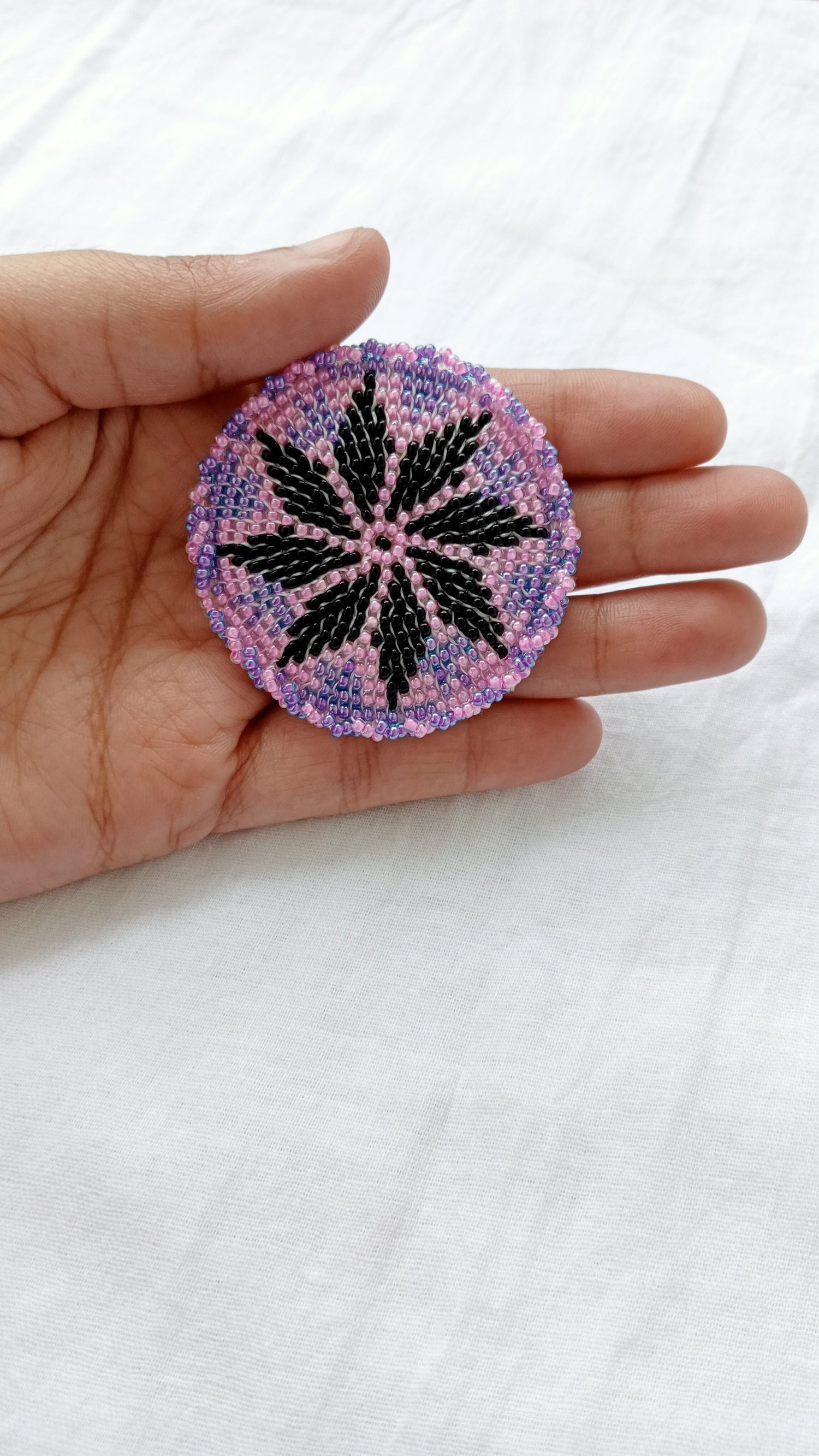 Beaded Barrette - Small and Round Seed Bead Hairclips - In 5 stunning colour combos -  Bead-woven with lustre and transparent beads -  With rope edging - Light-weight