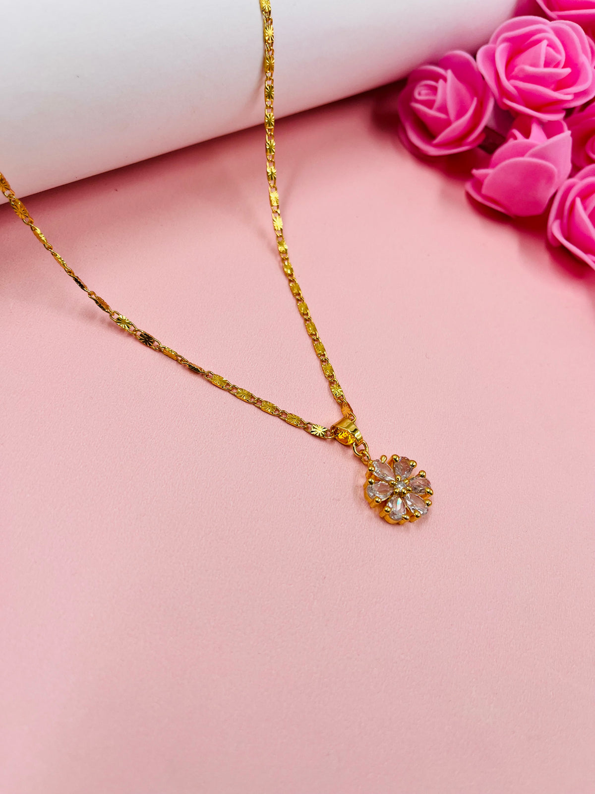 JHB Stylish Diamond Pendant Necklace For Women With Extendable Chain