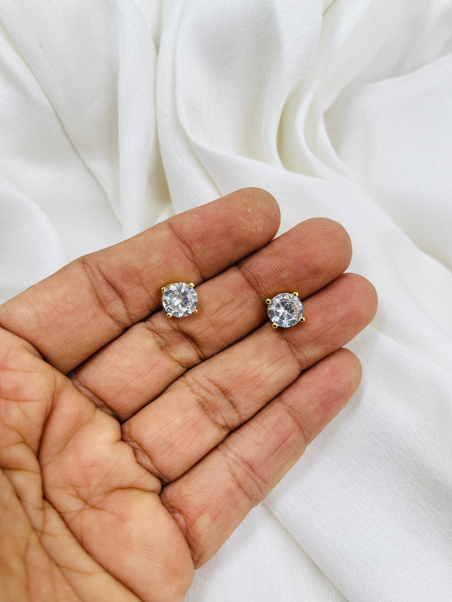 JHB Princess Cut Cubic Zirconia Stud Earrings, Gold Plated, Crystal Clear for Women or Men