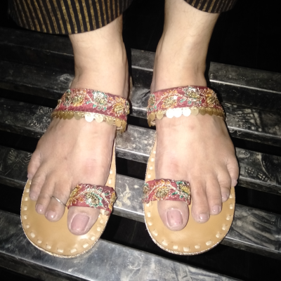 Hand crafted Kolhapuri footwear 7