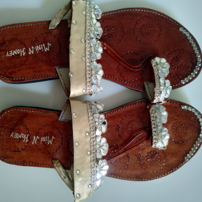 Handcrafted Kolhapuri footwear 31