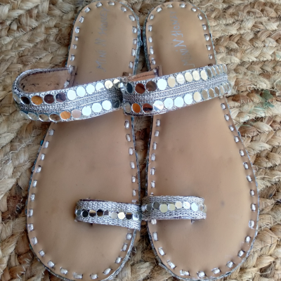 Handcrafted Kolhapuri footwear 32