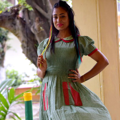 MIRAGE LOVE – Vintage Style Embroidered Belt Midi Dress,with PeterPan Collar.