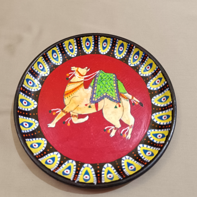 Desert Majesty: Hand-Painted Camel Decorative Plate