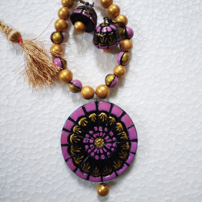 Hand made Terracotta Pink round necklace set