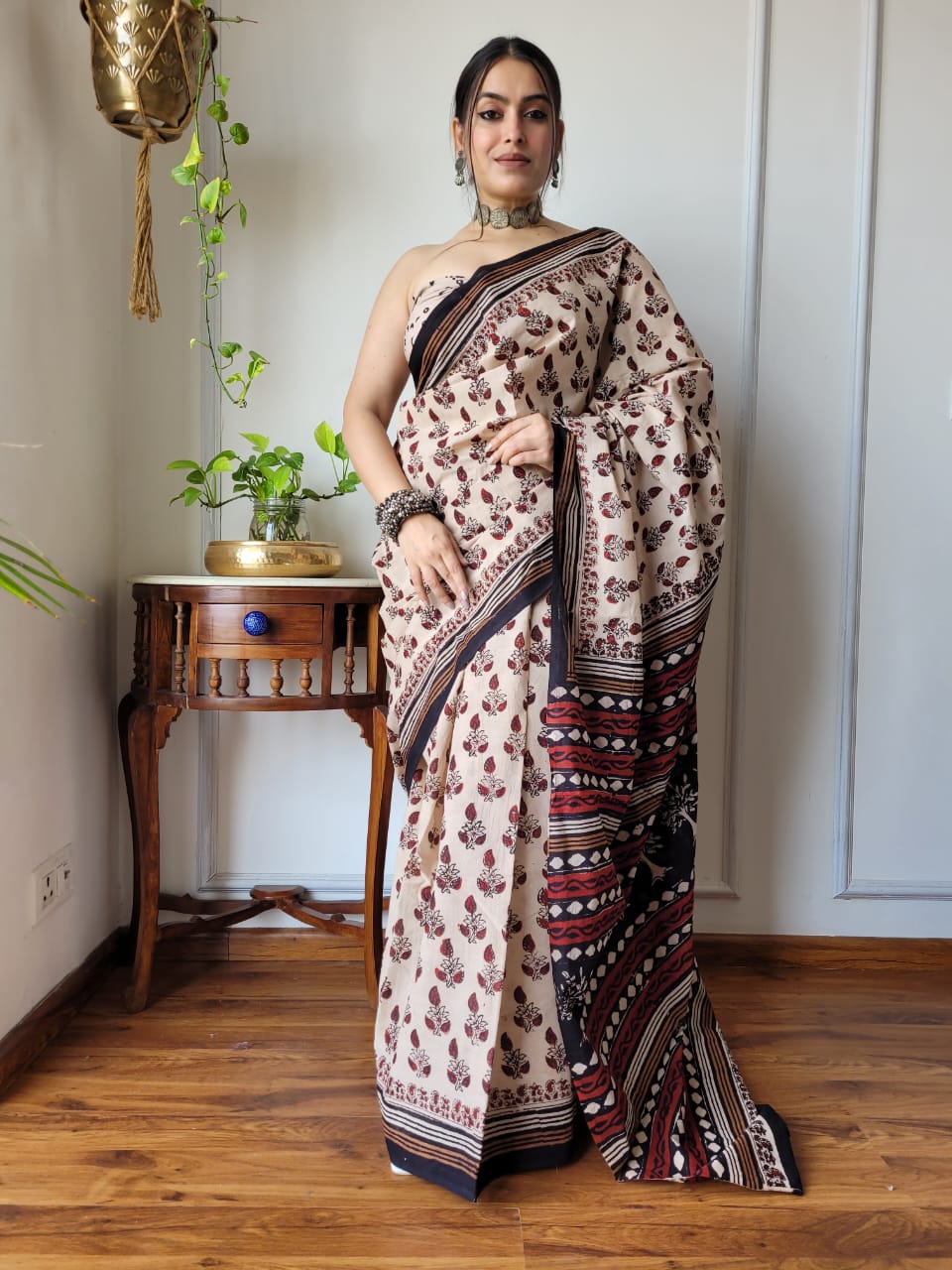 Hand Block Printed Pure cotton saree with Blouse Piece