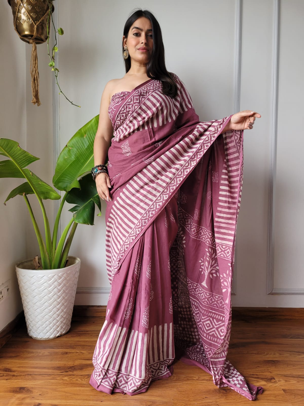 Hand Block Printed Pure cotton saree with Blouse Piece