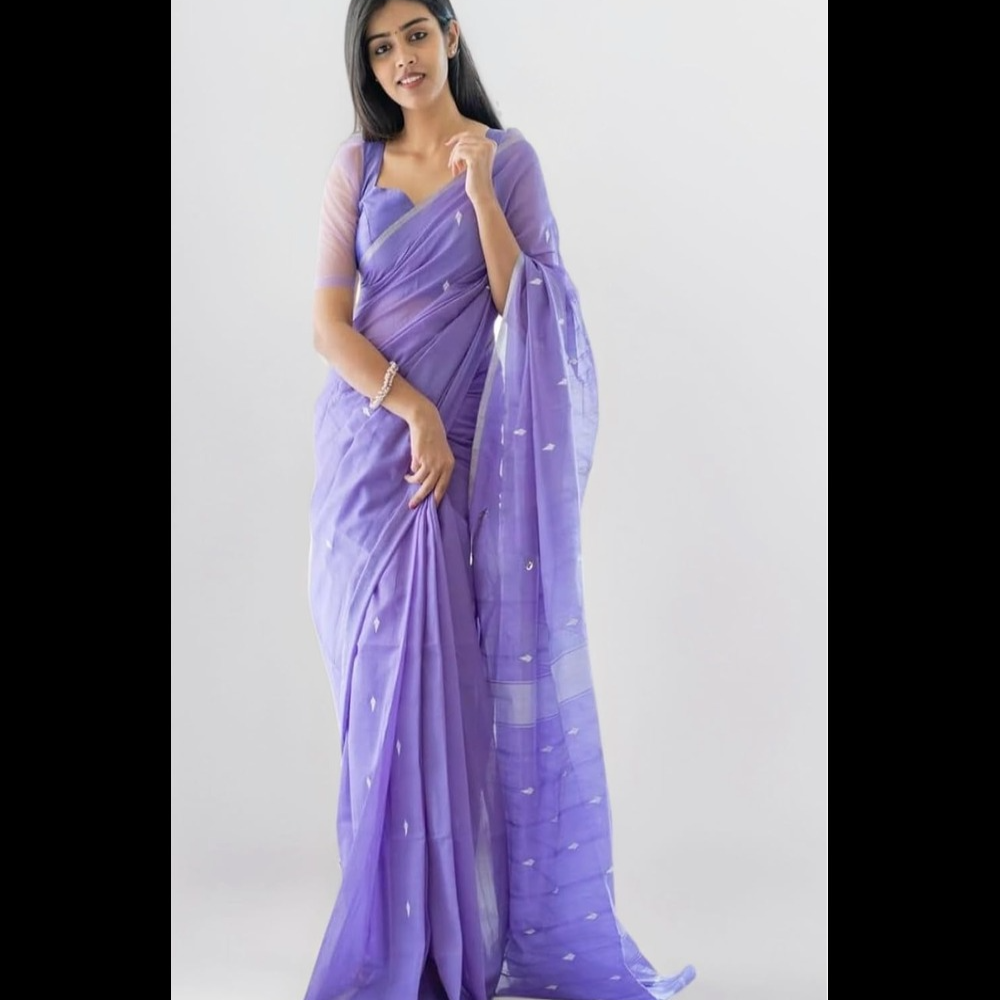 Kanaklata Linen Silk Elegant Jacquard Woven Saree with Blouse Piece